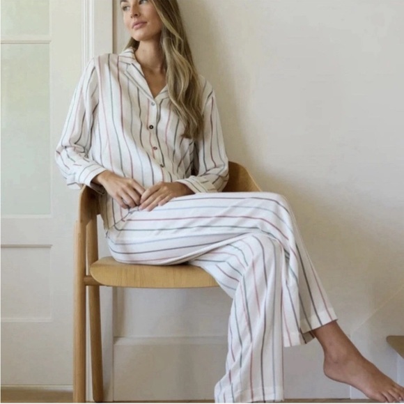cozy earth Other - Cozy Earth Soft Woven Pajama Set Cottage Stripe Women's Size Large